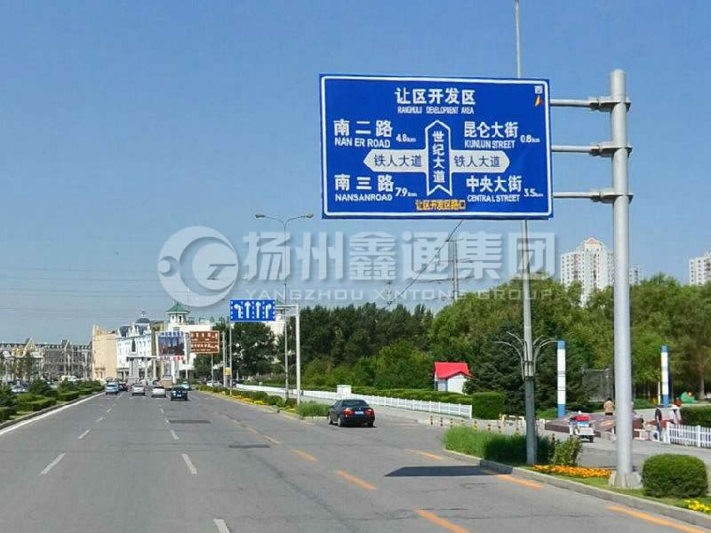 BZG-004，交通標(biāo)志桿，鍍鋅交通標(biāo)志桿