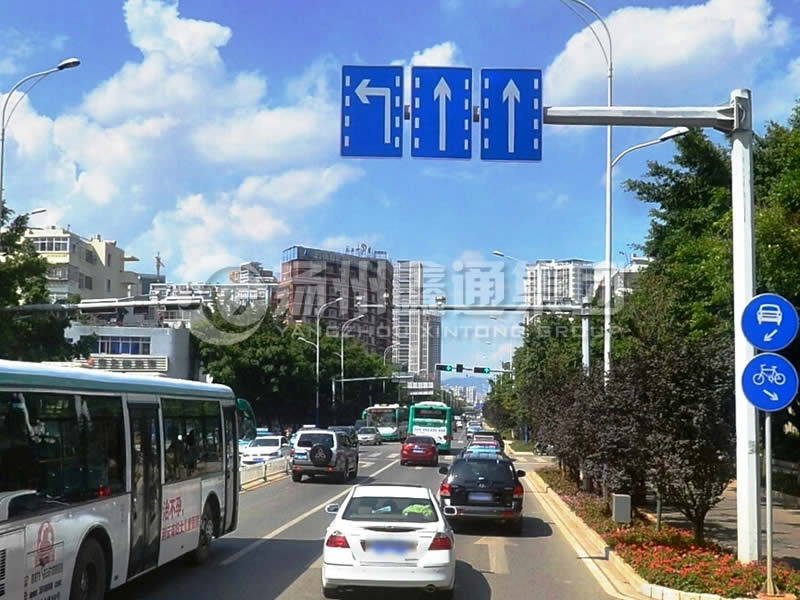 BZG-007，交通標(biāo)志桿，分道標(biāo)志桿