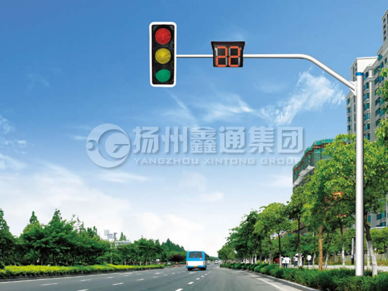 XHDG-010，彎臂信號(hào)燈桿，臨沂信號(hào)燈桿